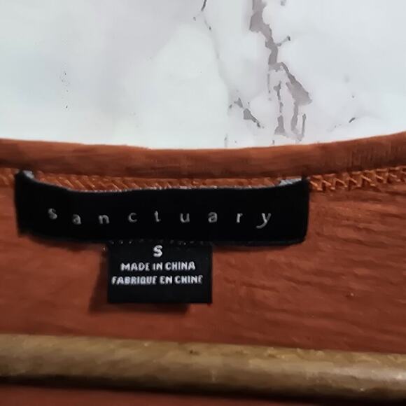 Sanctuary Shirt Womens Small Rust Burnt Orange Tee Knot Twist Boxy Crop - Picture 3 of 11